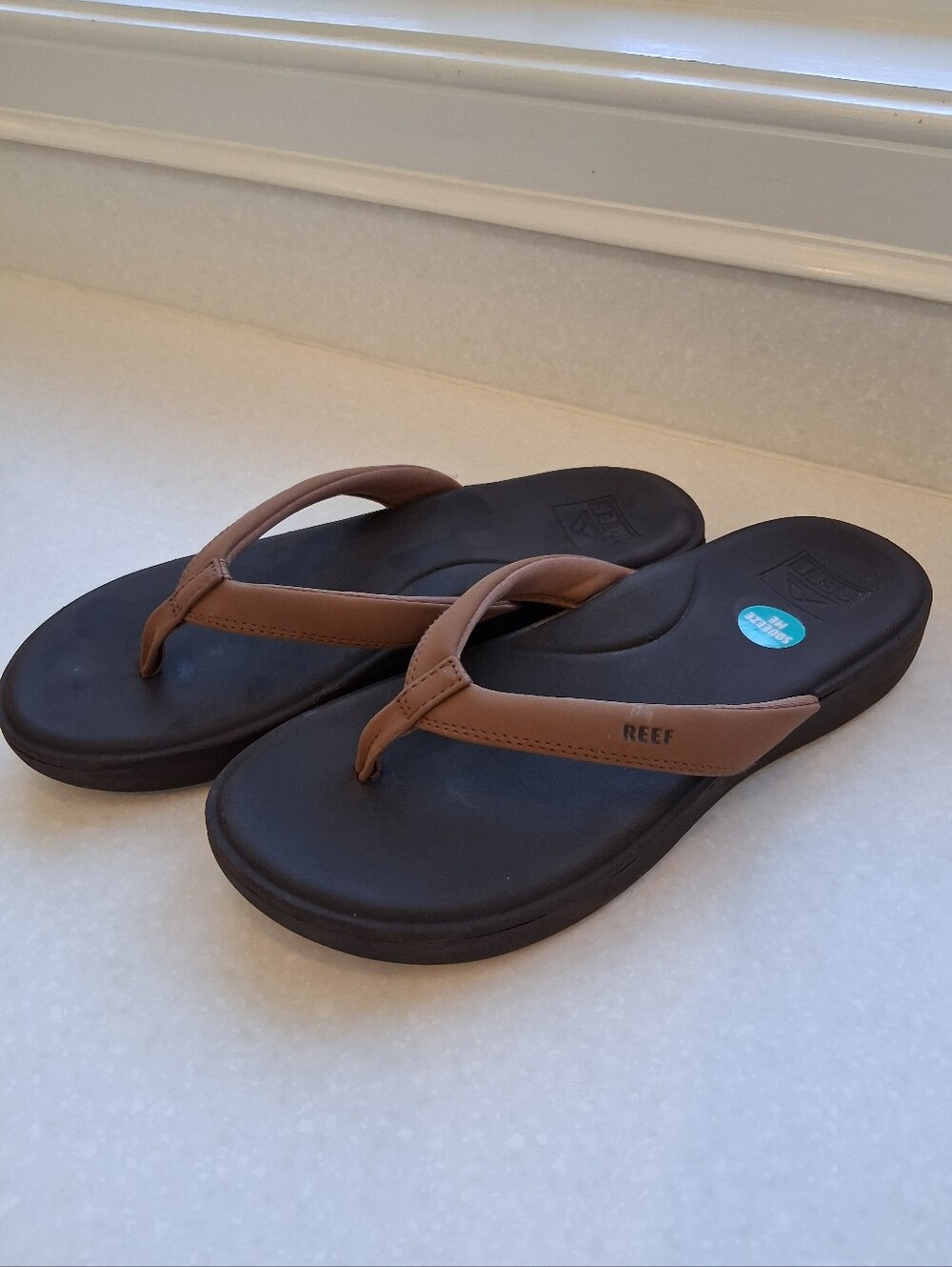 Reef Cushion Cloud Flip-Flop in Espresso Brown Size 8 - Picture 3 of 10